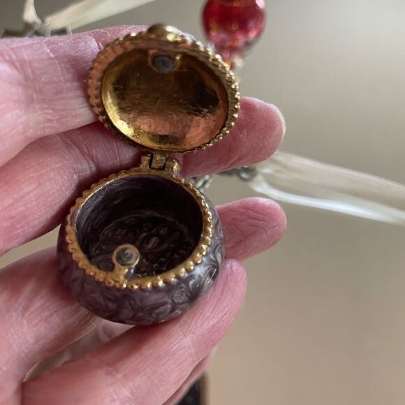 Vintage Enamel Trinket Round Box Vintage Perfume Decanter - Picture 4 of 16